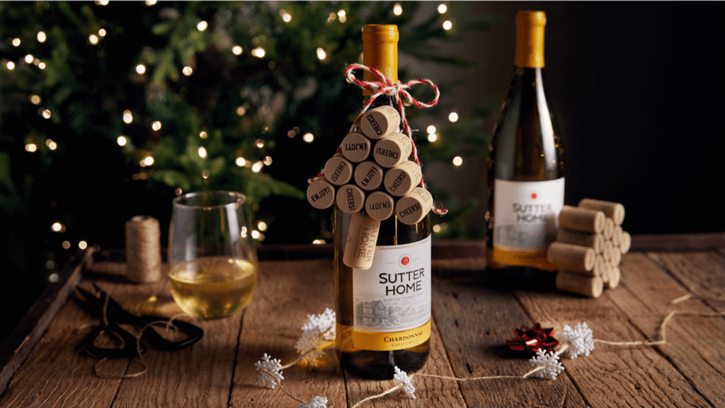 Our Homemade Wine Cork Christmas Tree Brings Holiday Cheer to Your ...